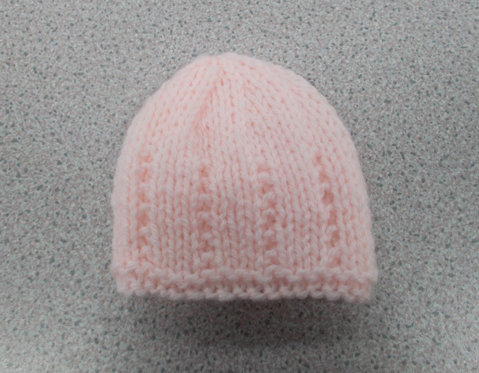 mariannas lazy daisy days: Jack & Jill ~ Premature Baby Hats