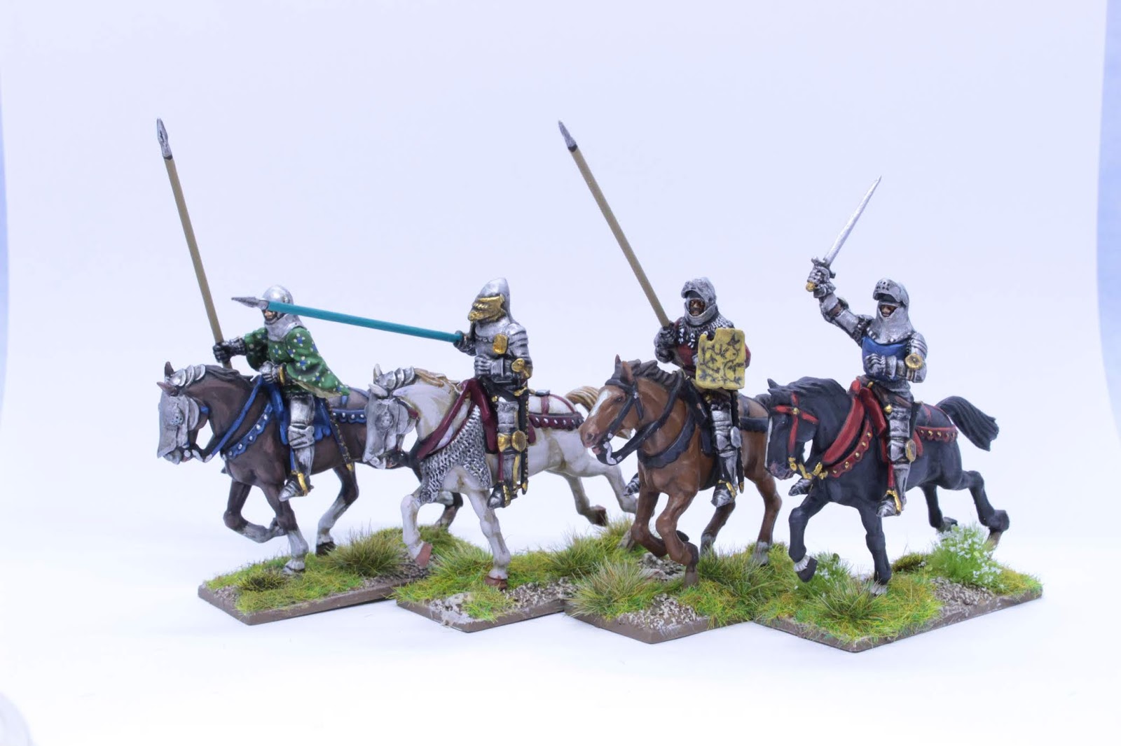 Harness and Array: Perry Miniatures Agincourt Mounted Knights - review