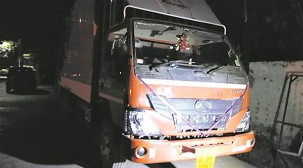Truck driver lynched in Mumbai for harassing woman, says police, Mumbai, News, Crime, Criminal Case, Friends, Police, Arrest, Report, National