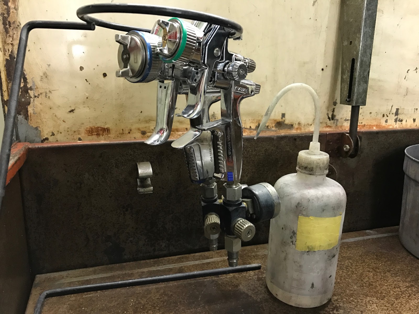 GrassRootsCycles Boost Shower From Squeeze Bottle / Spray Gun Cleaning