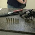 Homem é preso acusado de porte ilegal de arma de fogo
