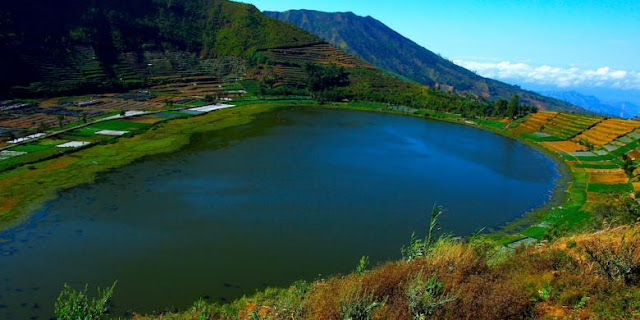 telaga mardeda dieng foto telaga mardeda dieng