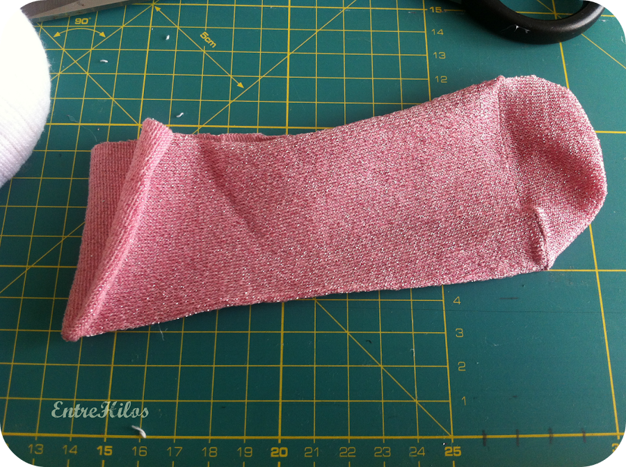 DIY: como hacer un muñeco de nieve con un calcetín