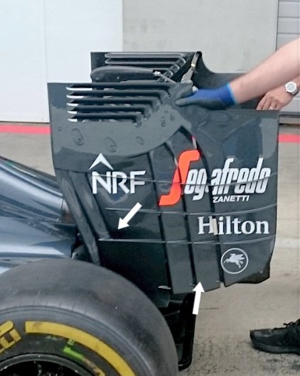 La nuova ala posteriore della Mclaren - Foto Fabrega