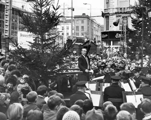 Clayton Square, 1962