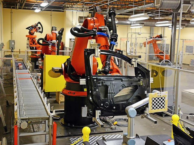 Wow! Carnegie Mellon Mendapatkan 250jt Dollar Lebih dari Departemen Pertahanan AS beserta Mitranya Untuk Meluncurkan Ide Robotic Super Canggih Wow! Carnegie Mellon Mendapatkan 250jt Dollar Lebih dari Departemen Pertahanan AS beserta Mitranya Untuk Meluncurkan Ide Robotic Super Canggih