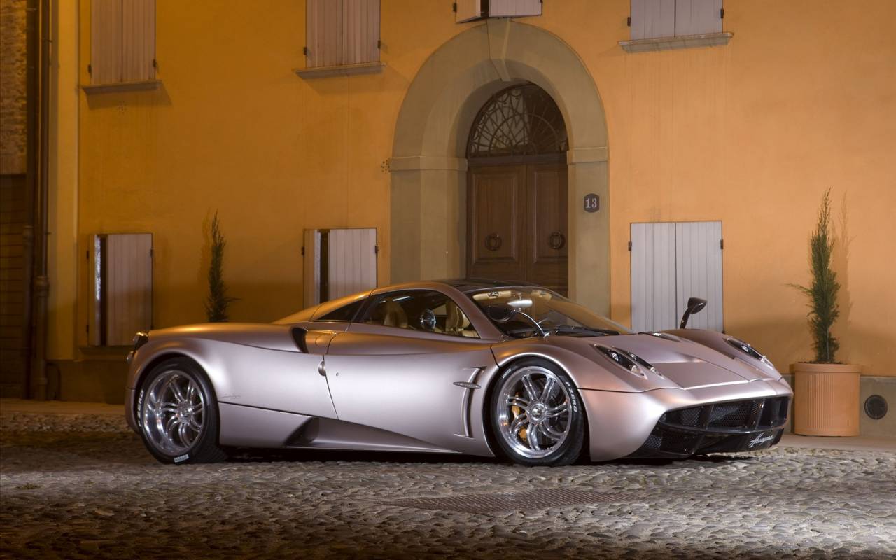 pagani huayra HD Car Wallpapers | Desktop Backgrounds