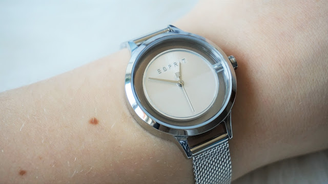 Zegarek na srebrnej bransolecie Esprit