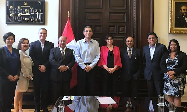 La Comisión de Alto Nivel para la Reforma Política La Comisión de Alto Nivel para la Reforma Política del Perú