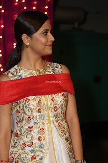 Anasuya in designer Anarkali Dress at Zee Telugu Apsara Awards 2017 01