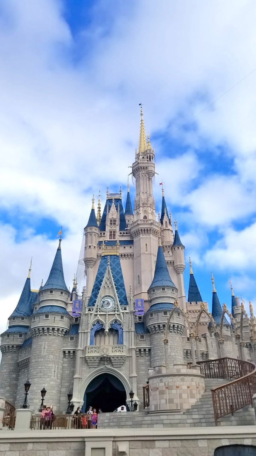 Disney World vs. Universal Studios Orlando: Which parks should you visit?
