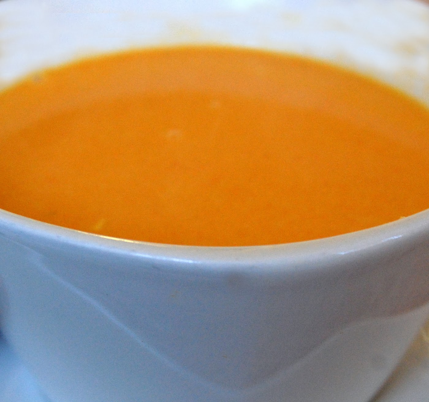 Kochmomente: Fruchtige Karotten-Ingwer-Suppe