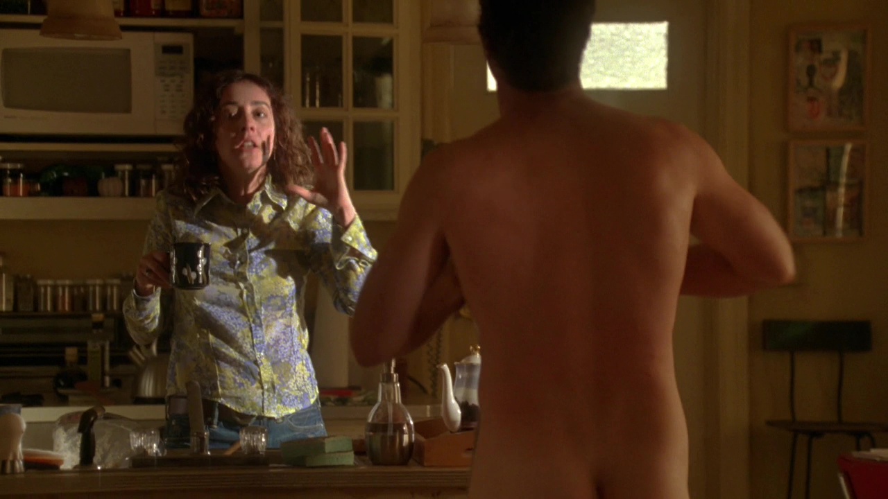 Thomas Jane nude in Hung 1-04 "The Pickle Jar" .