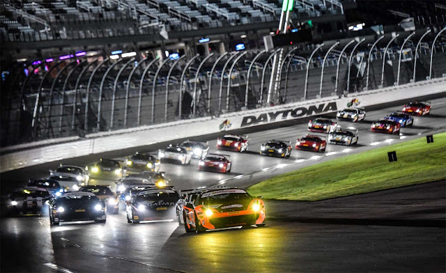 Ferrari Challenge cars racing at night, Daytona, Ferrari Mondiali, USA