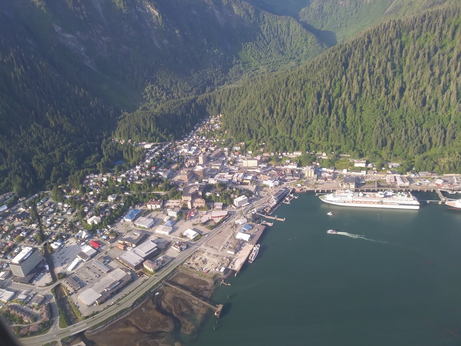 Trek The USA Flying on one of America's most unique commercial flights Try an Alaska Airlines