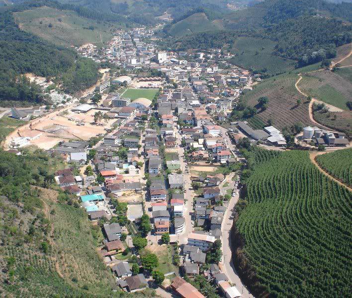 Pe. ERMINDO RAPOZO DE ASSIS Santa Maria de JetibáES, Terra dos Pomeranos Pe. ERMINDO RAPOZO DE ASSIS Santa Maria de JetibáES, Terra dos Pomeranos