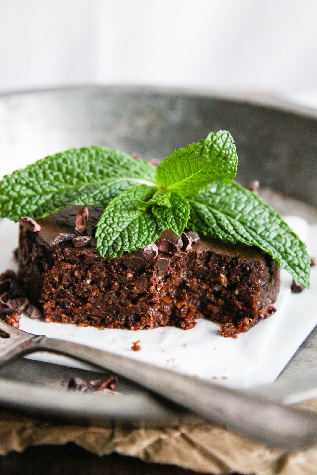 This Rawsome Vegan Life THE PERFECT RAW VEGAN BROWNIE (FOR TWO)