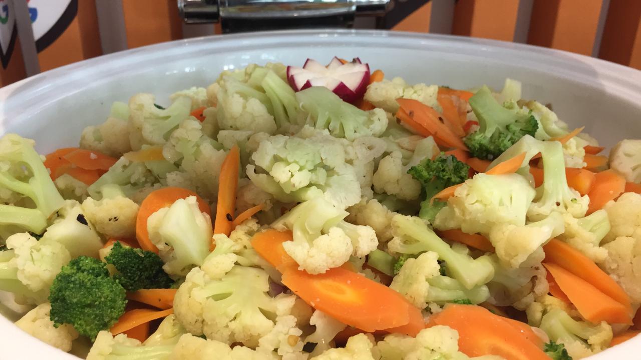 Menu Tumisan Sayur Kembang Kol dan Wortel Ala Masakan Menu Tumisan Sayur Kembang Kol dan Wortel Ala Masakan