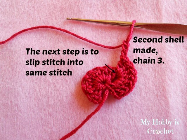 Crochet Bracelet with Heart Button - Free Pattern with Tutorial