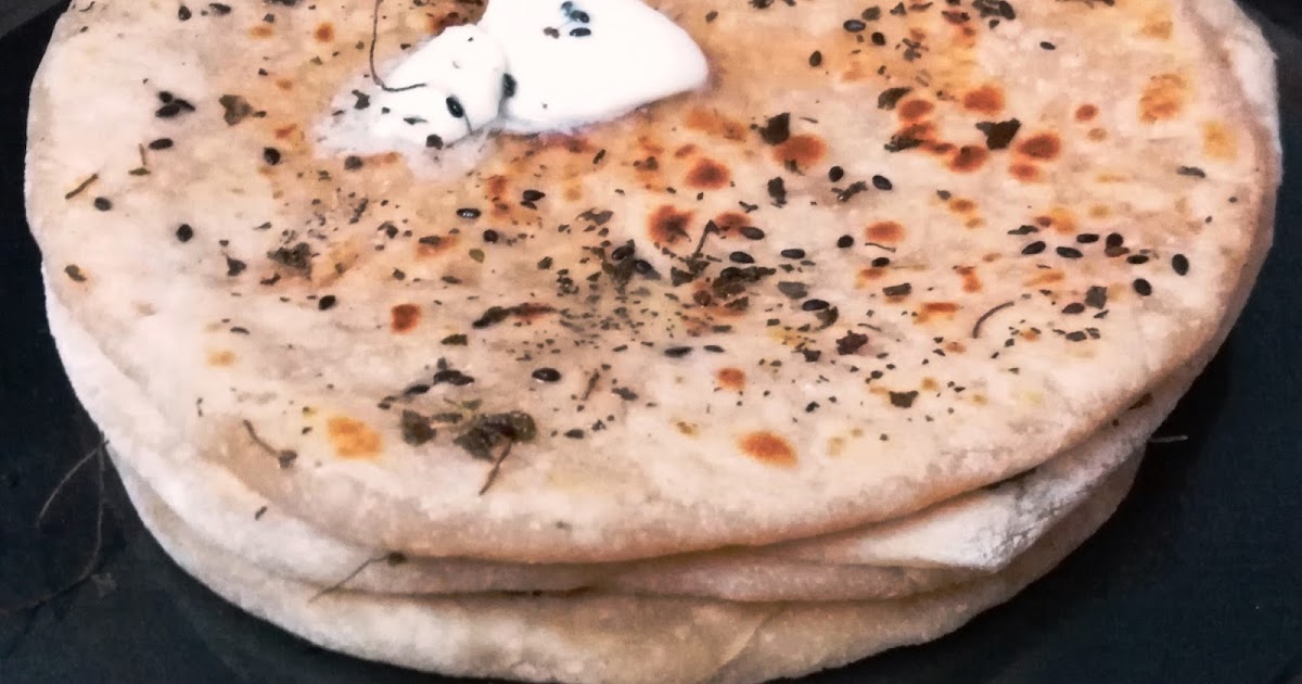 Aloo Kulcha (Potato Stuffed Indian Bread)