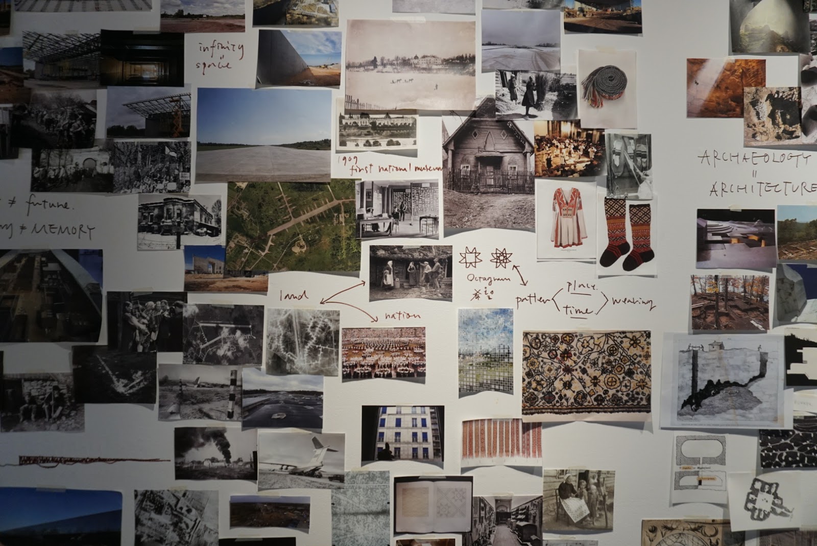 シャネル N°5 香水がパリで独占展示される