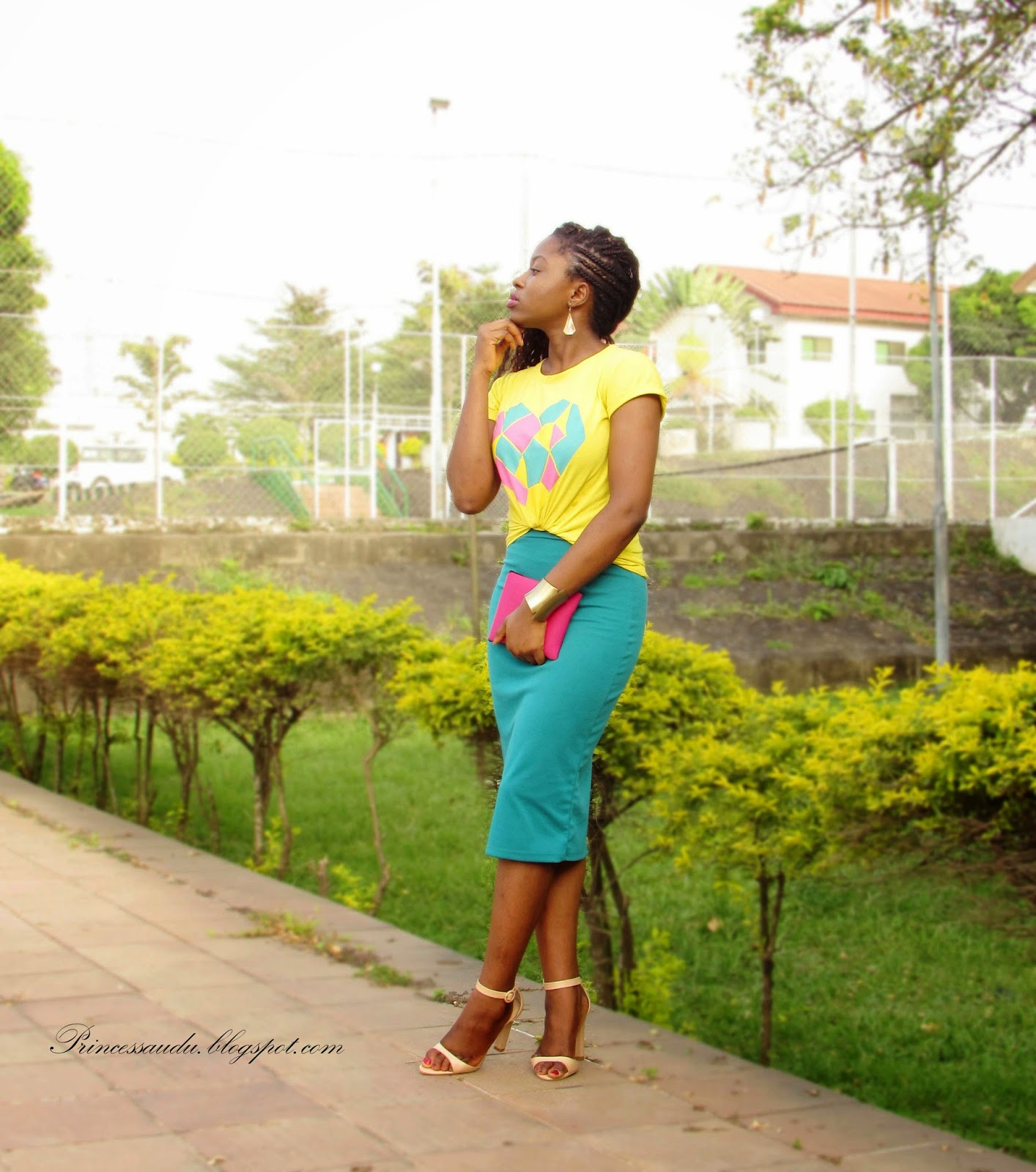 Colour blocking, pink and green, pencil skirt, graphic T-shirt