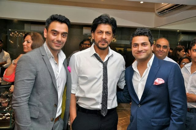 fairy blue: Shahrukh Khan di Launching Lista Jewel's Shop Pooja Dadlani