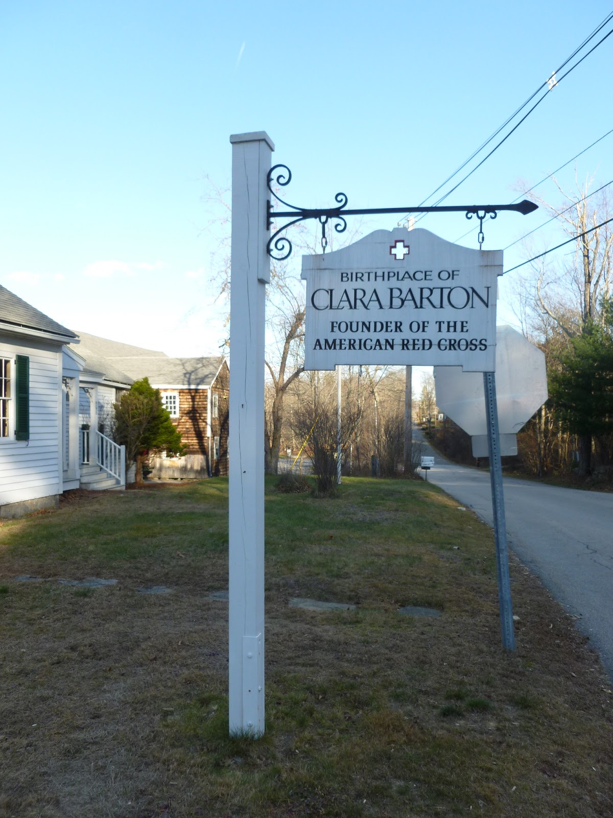 Photo-ops: Childhood Home: Clara Barton Birthplace & Museum - North