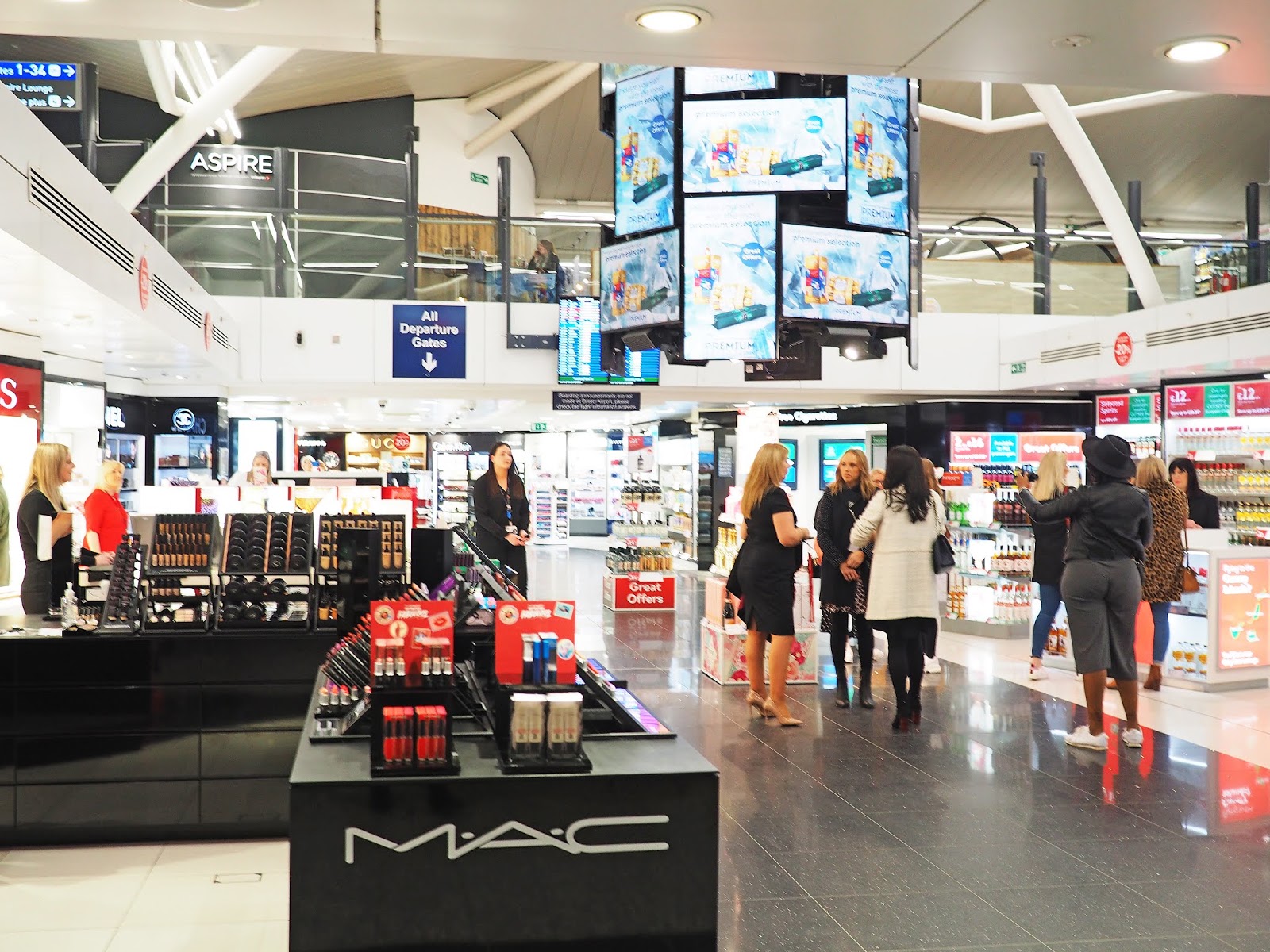 The Owlet Airport Shopping with World Duty Free