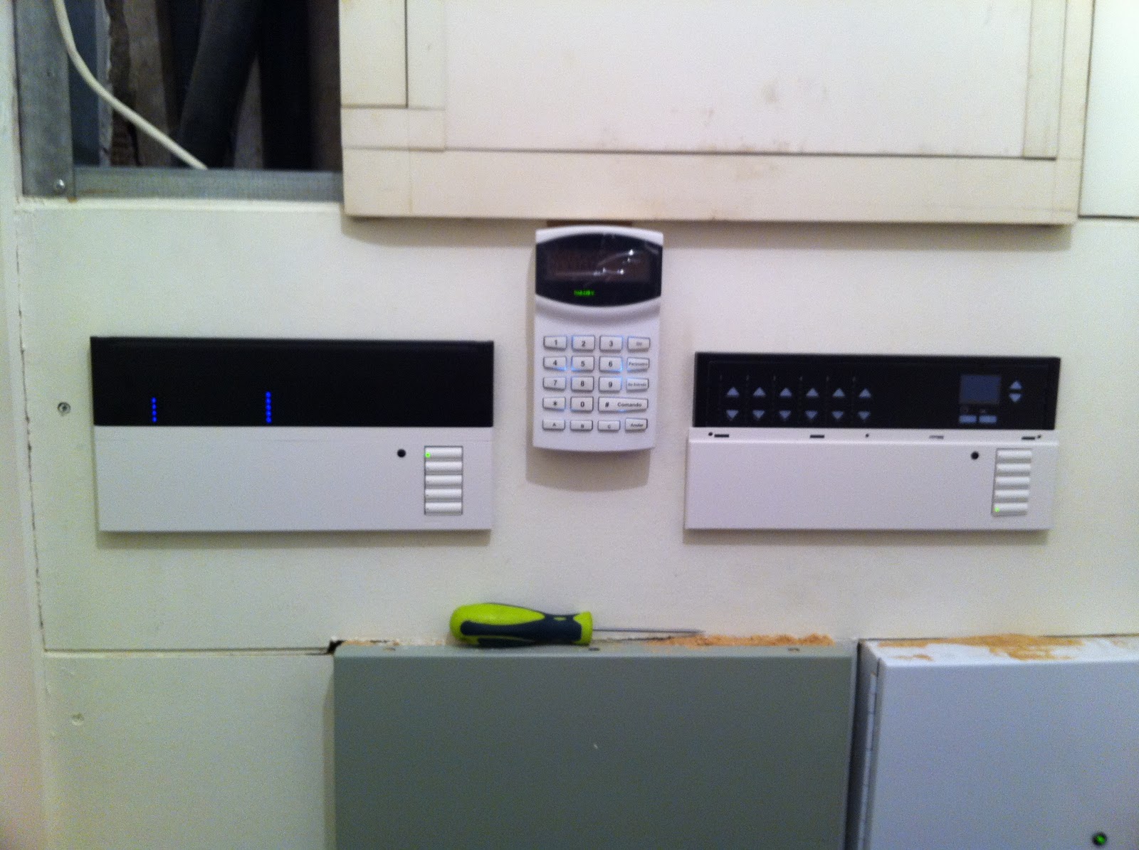 PROYECTOS TECNISER SISTEMAS: CONTROL DE ILUMINACIÓN