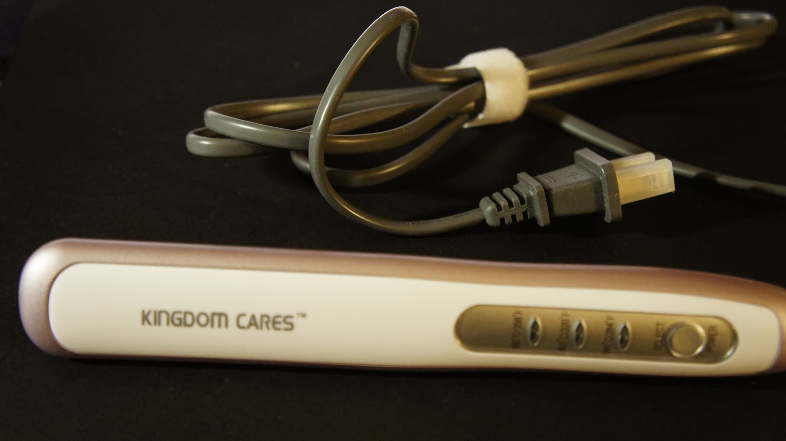 Hair Straightener Brush by Kingdom Cares Let Me Review That For You!