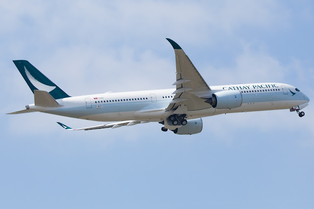 cathay pacific airbus a350-900