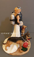 statuette torta nuziale cane pastore tedesco cake topper sposi sub bombole orme magiche