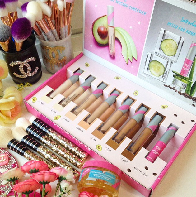 Introducing HELLO FAB Bendy Avocado Concealer and HELLO FAB Kona Eye