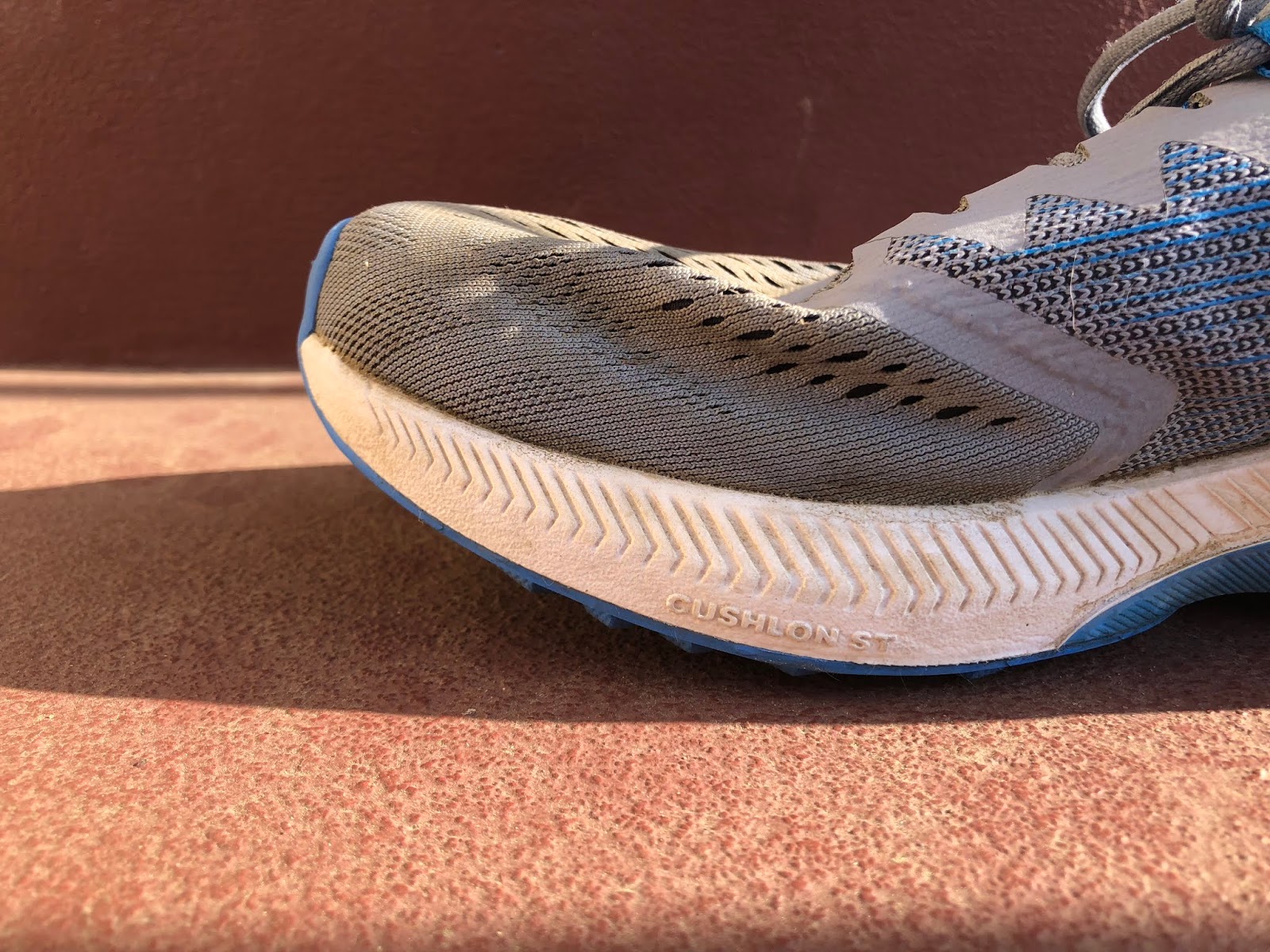 wmns nike zoom span 2