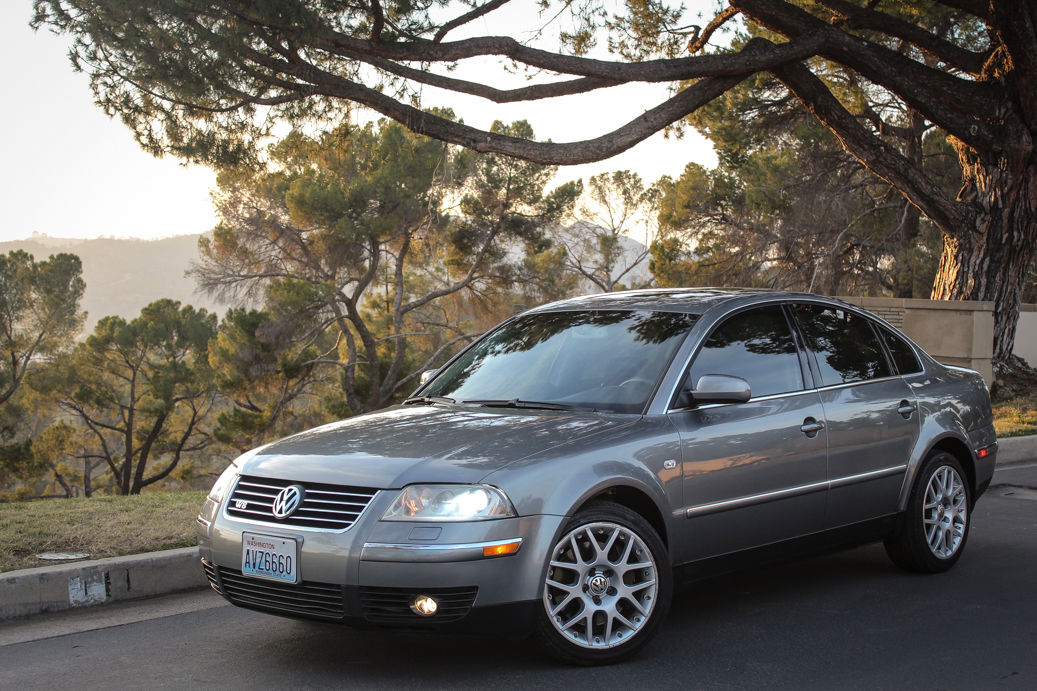 Daily Turismo: 4Motion 6-Speed: 2003 Volkswagen Passat W8 B5.5