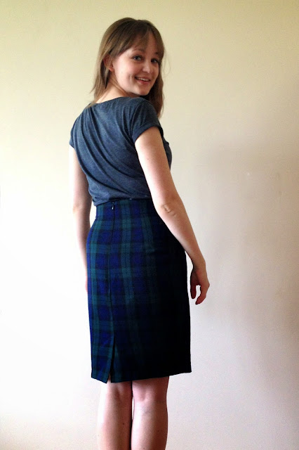 Diary of a Chain Stitcher: Tartan Ultimate Pencil Skirt from Sew Over It