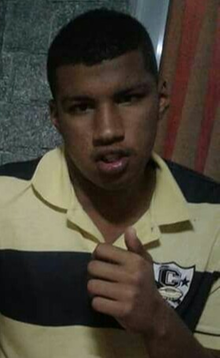 Rádio Acesa FM VR: Homem é morto à facadas no bairro Piteiras, em Barra