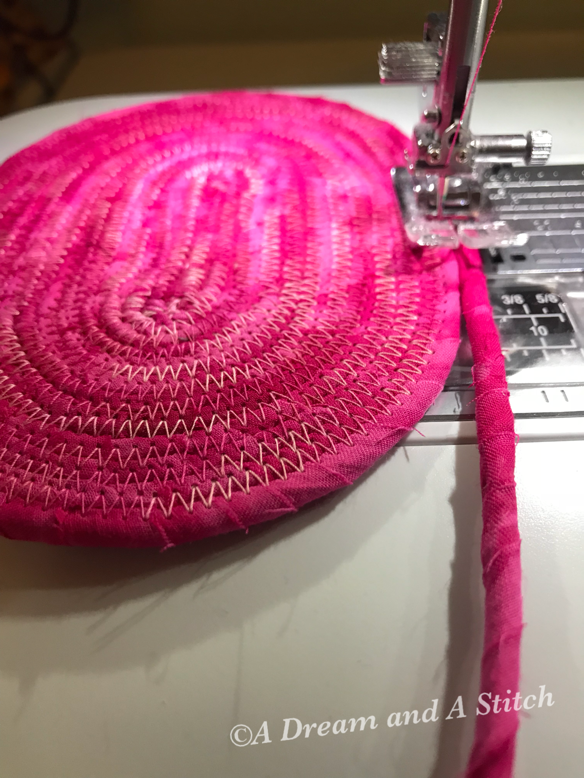 How to use up fabric scraps Fabric Rope Bowls