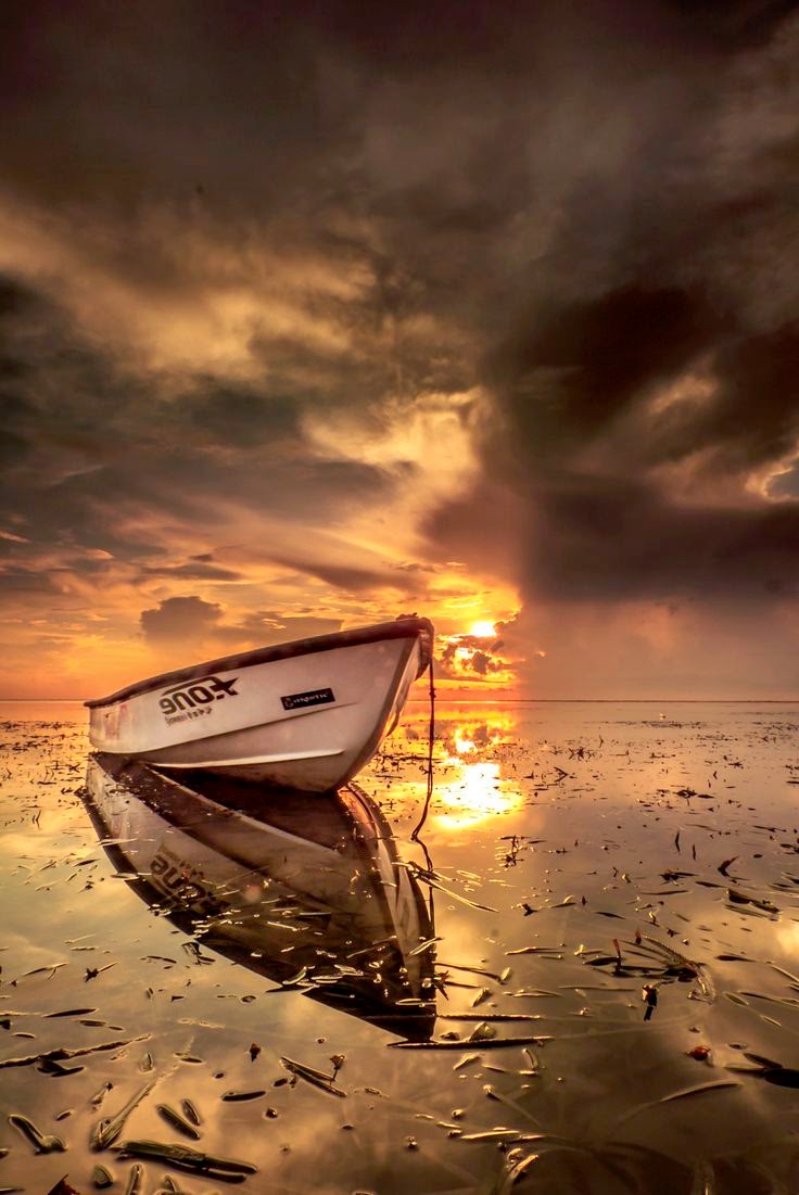 10 Places You Shouldn't Miss in Indonesia | Lonesome Boat golden sunrise morning seascape, Denpasar, Indonesia 03 10 Places You Shouldn't Miss in Indonesia | Lonesome Boat golden sunrise morning seascape, Denpasar, Indonesia 03