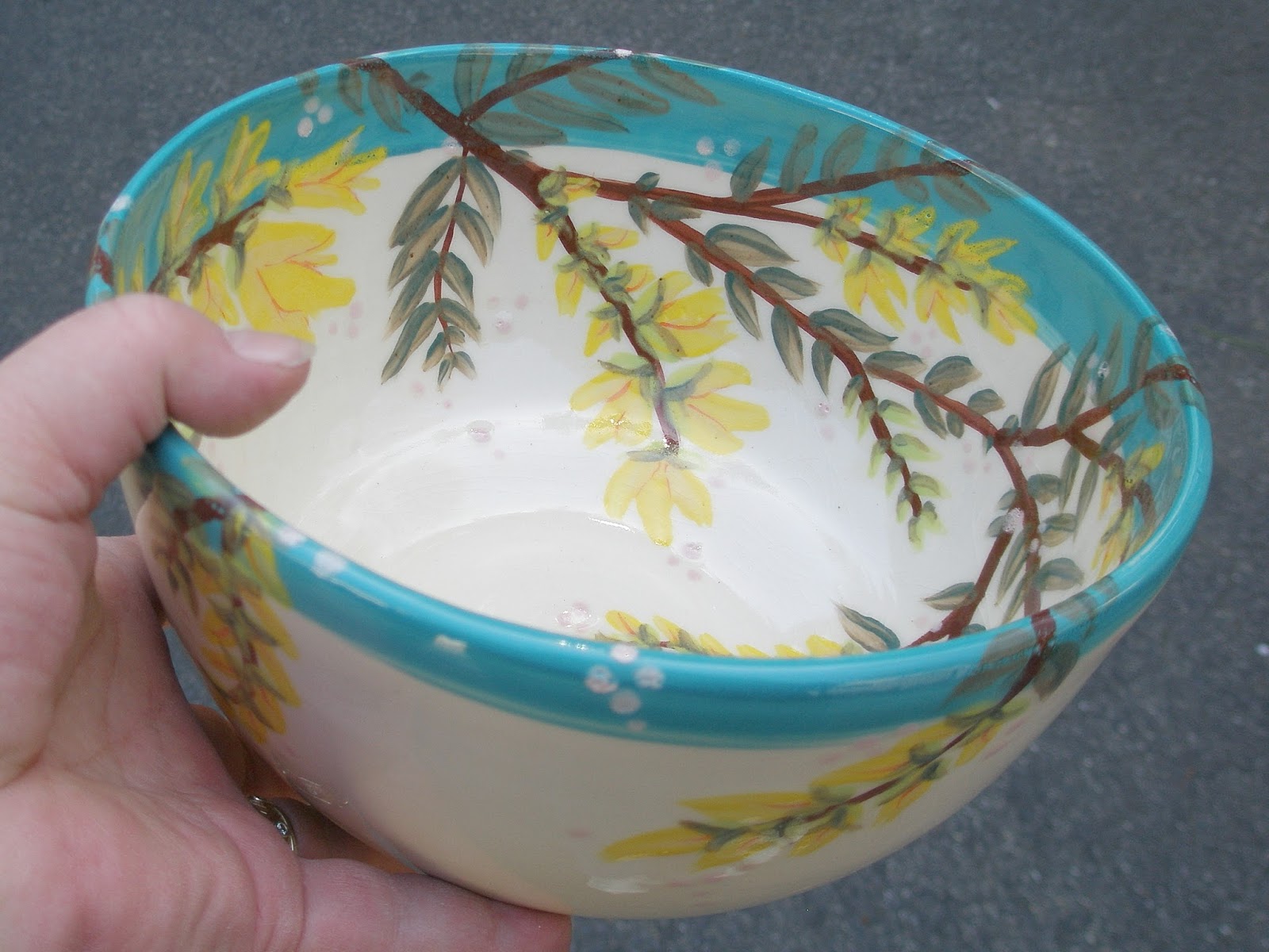 Su Nottingham Pottery