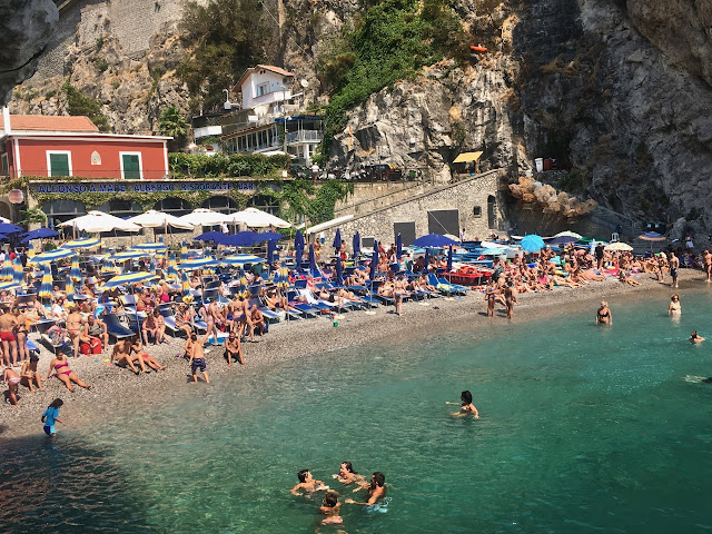 Where to stay and where to eat in Praiano, Amalfi Coast