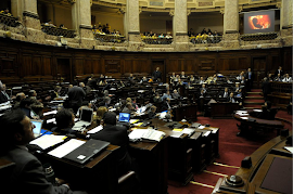 Câmara dos Deputados do Uruguai aprova projeto que libera aborto