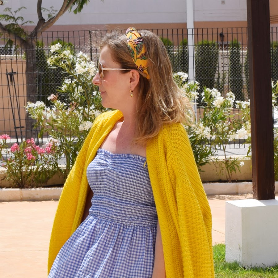 Blue vichy dress and yellow 