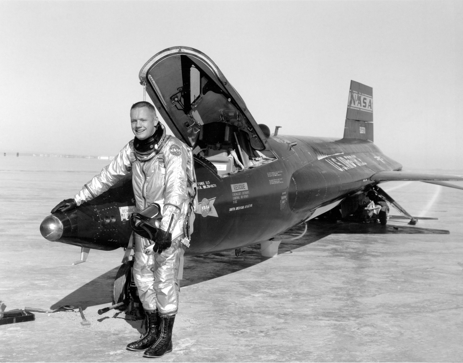 the-520-chain-cafe-neil-armstrong-and-the-x-15