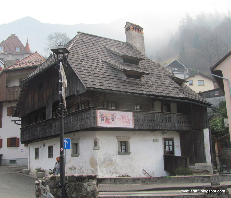 Kurnikova hiša Tržič Slovenija