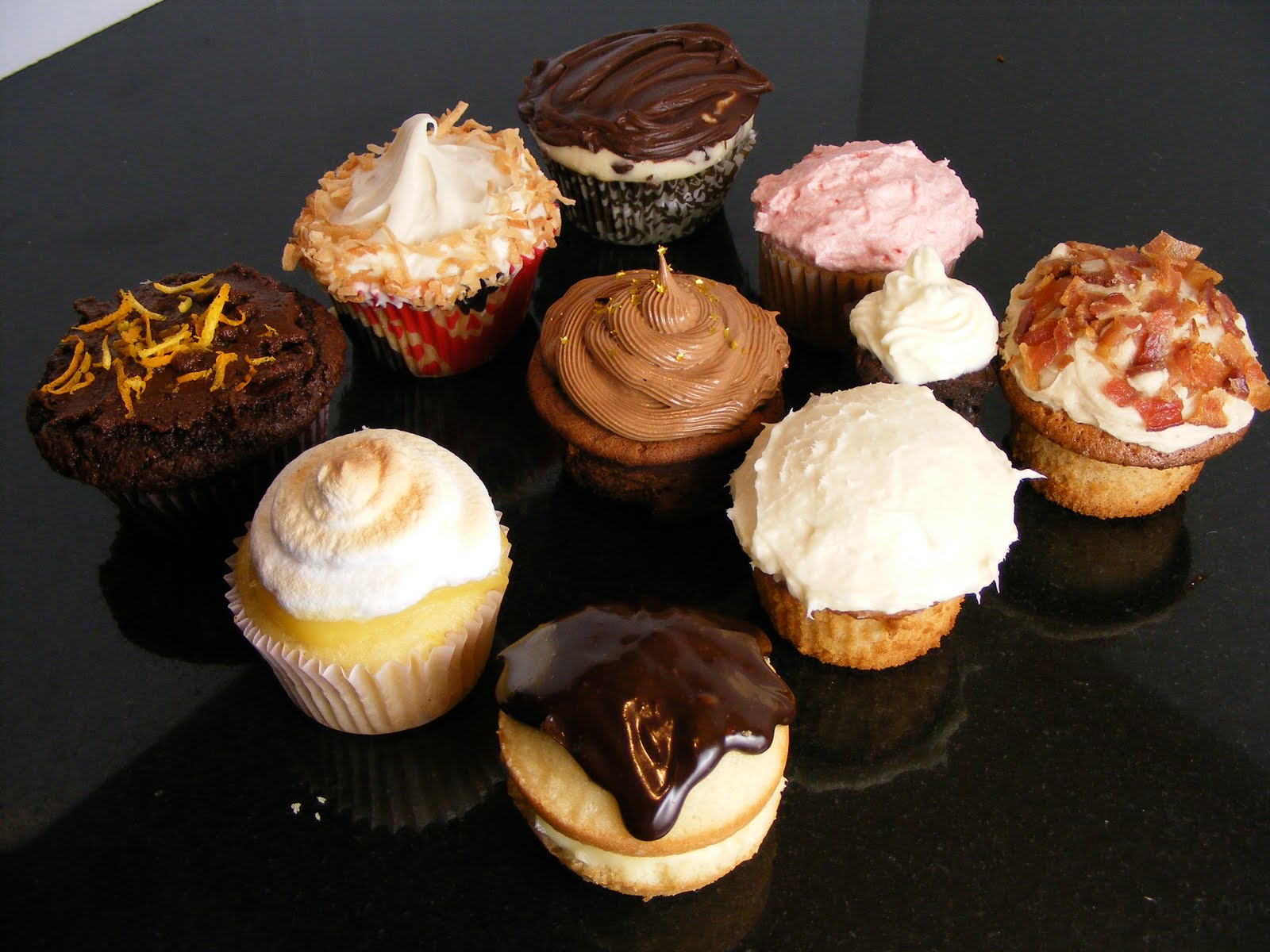 The Virtual Goody Plate Chocolate Soufflé Cupcakes with Whipped Caramel Ganache Frosting