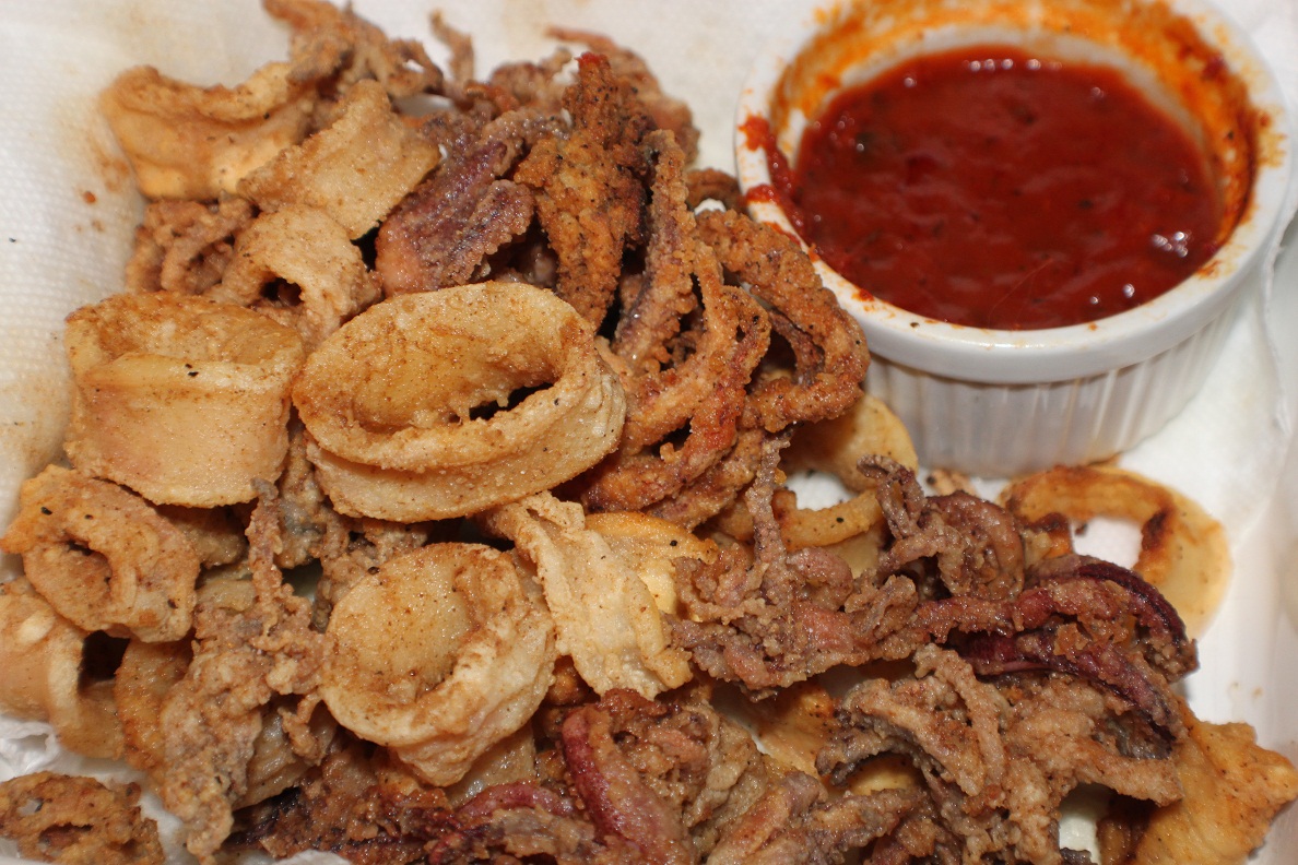 Italian Fried Calamari with Marinara Basil Sauce | What's Cookin