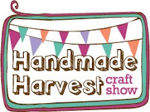 Help us get the word out! Grab the Handmade Harvest button for your blog or website.