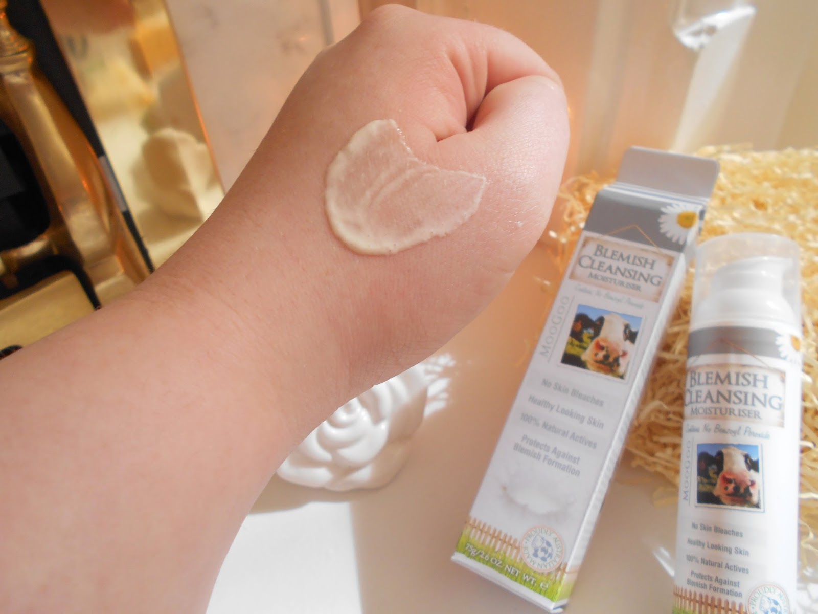 moogoo blemish cleansing moisturiser